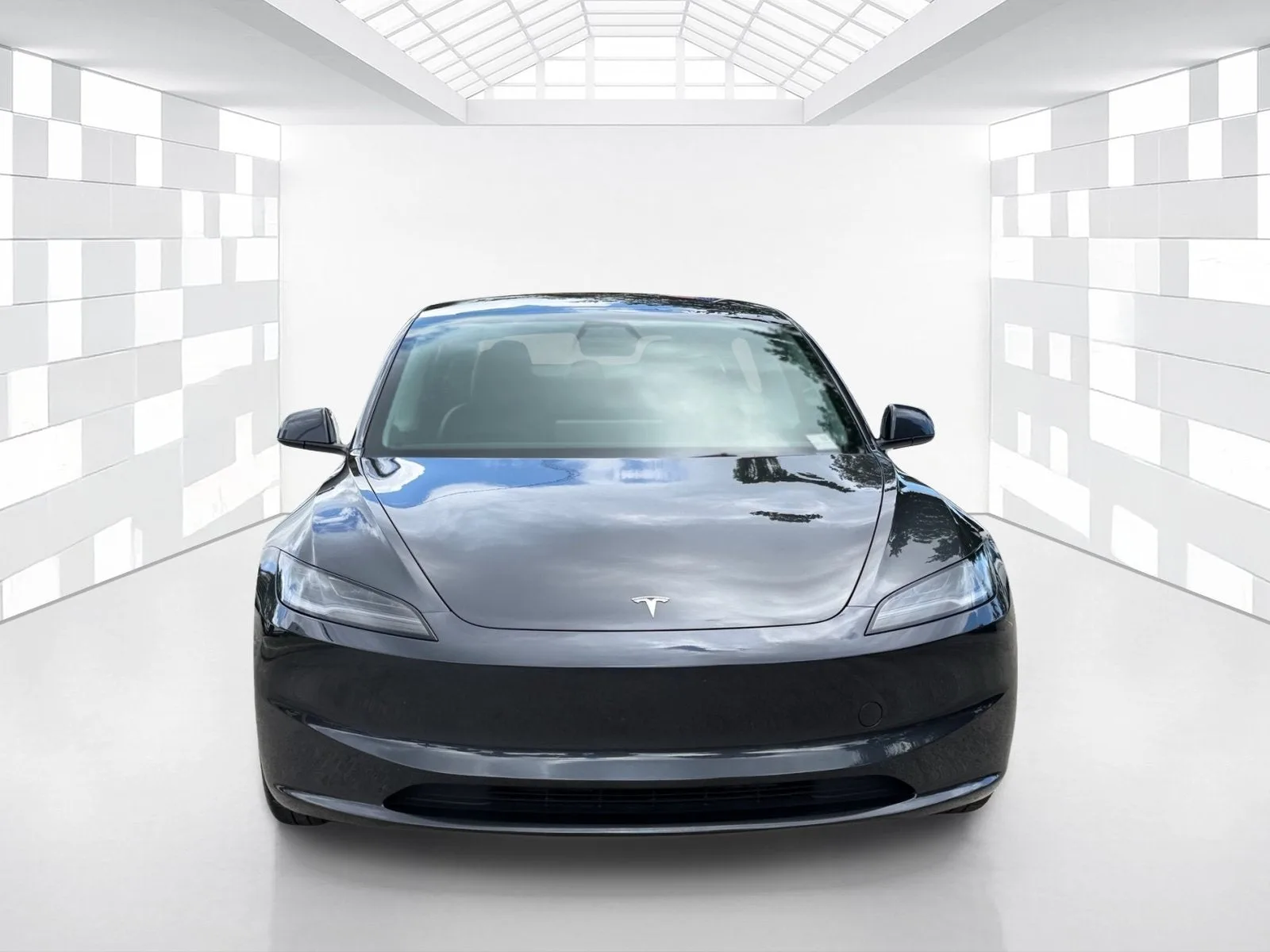 2025 Tesla Model 3 Long Range photo 2