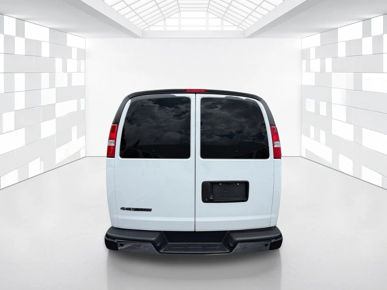 2025 Chevrolet Express Passenger LT photo 5