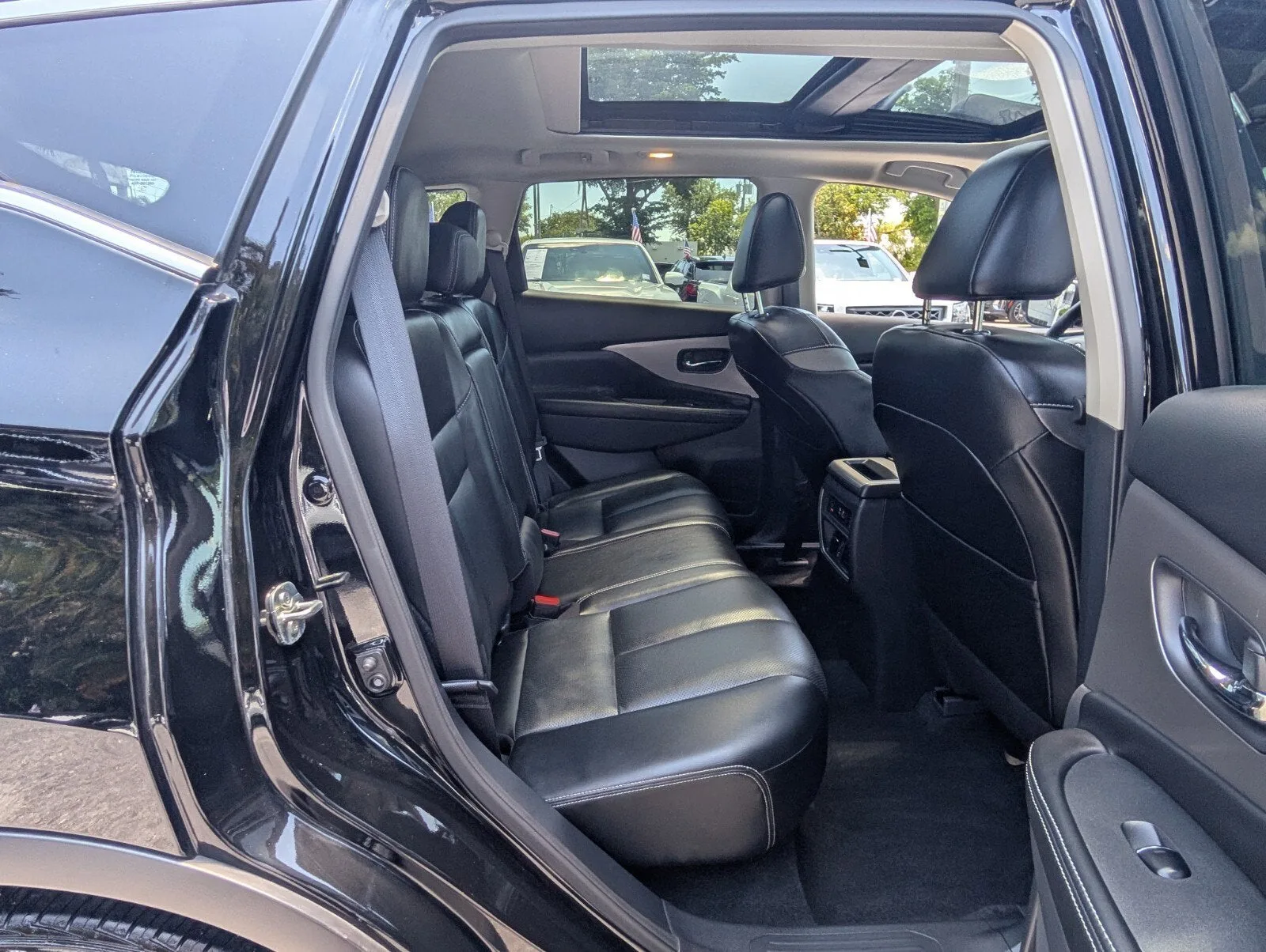 2024 Nissan Murano SL photo 17