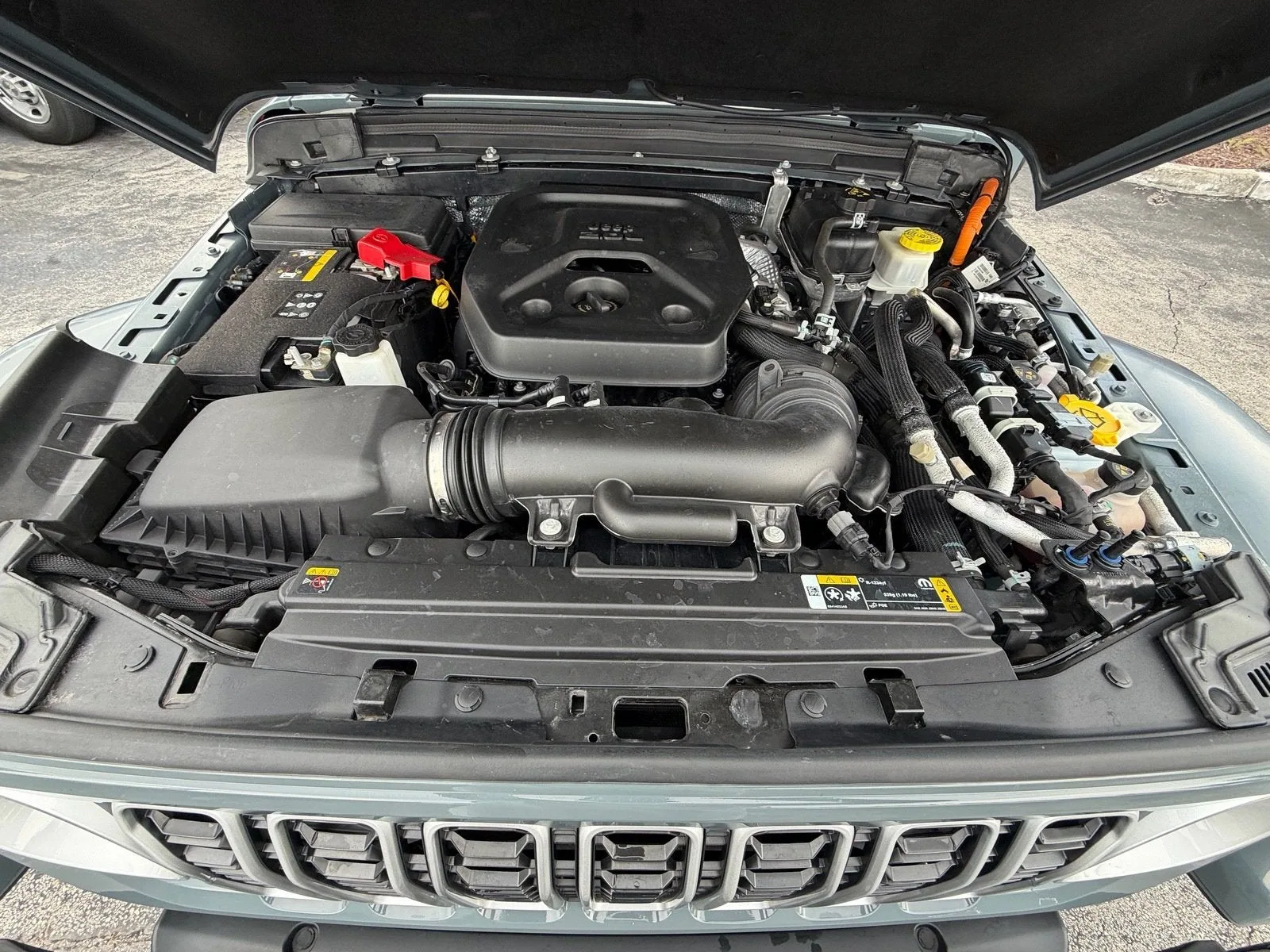 2024 Jeep Wrangler 4xe Sahara photo 20