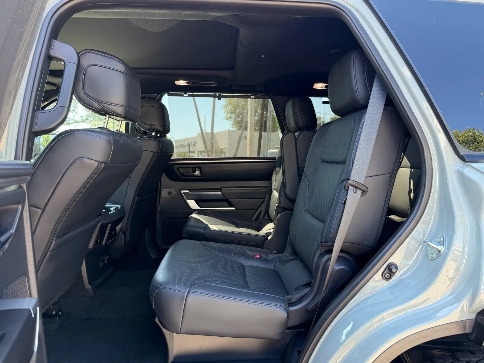 2025 Toyota Sequoia Platinum photo 13