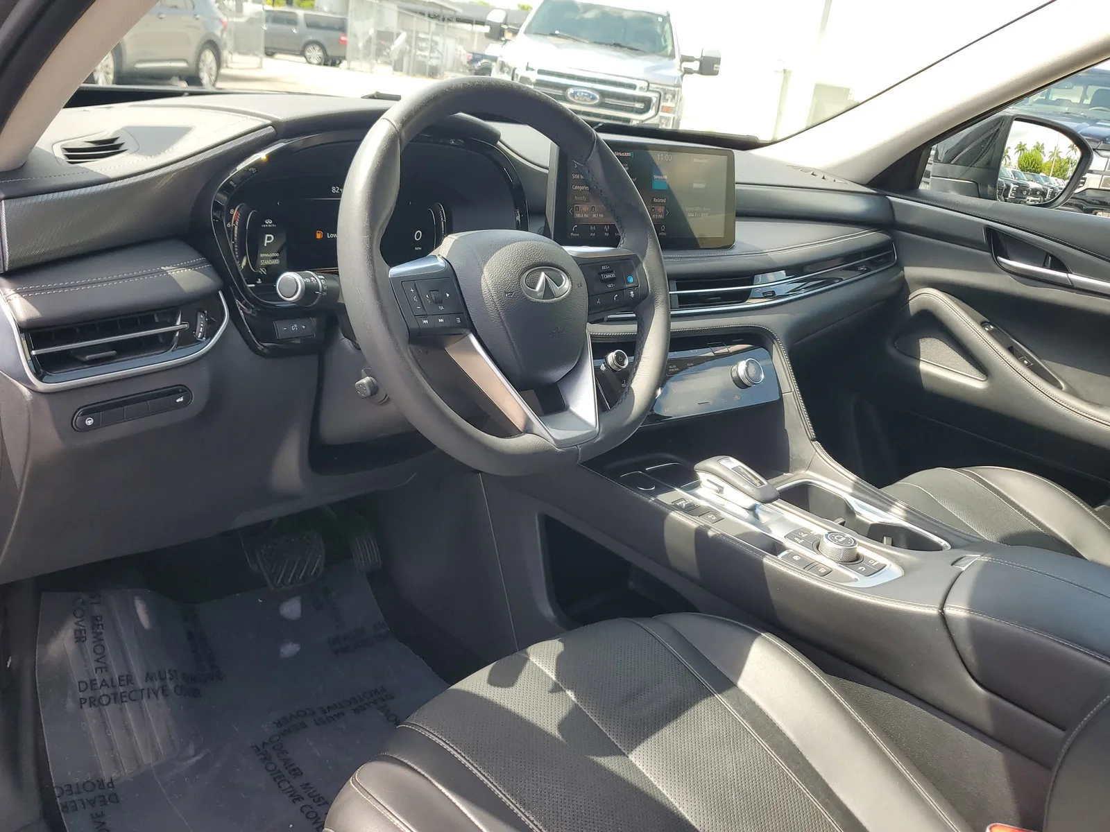2022 INFINITI QX60 LUXE photo 7
