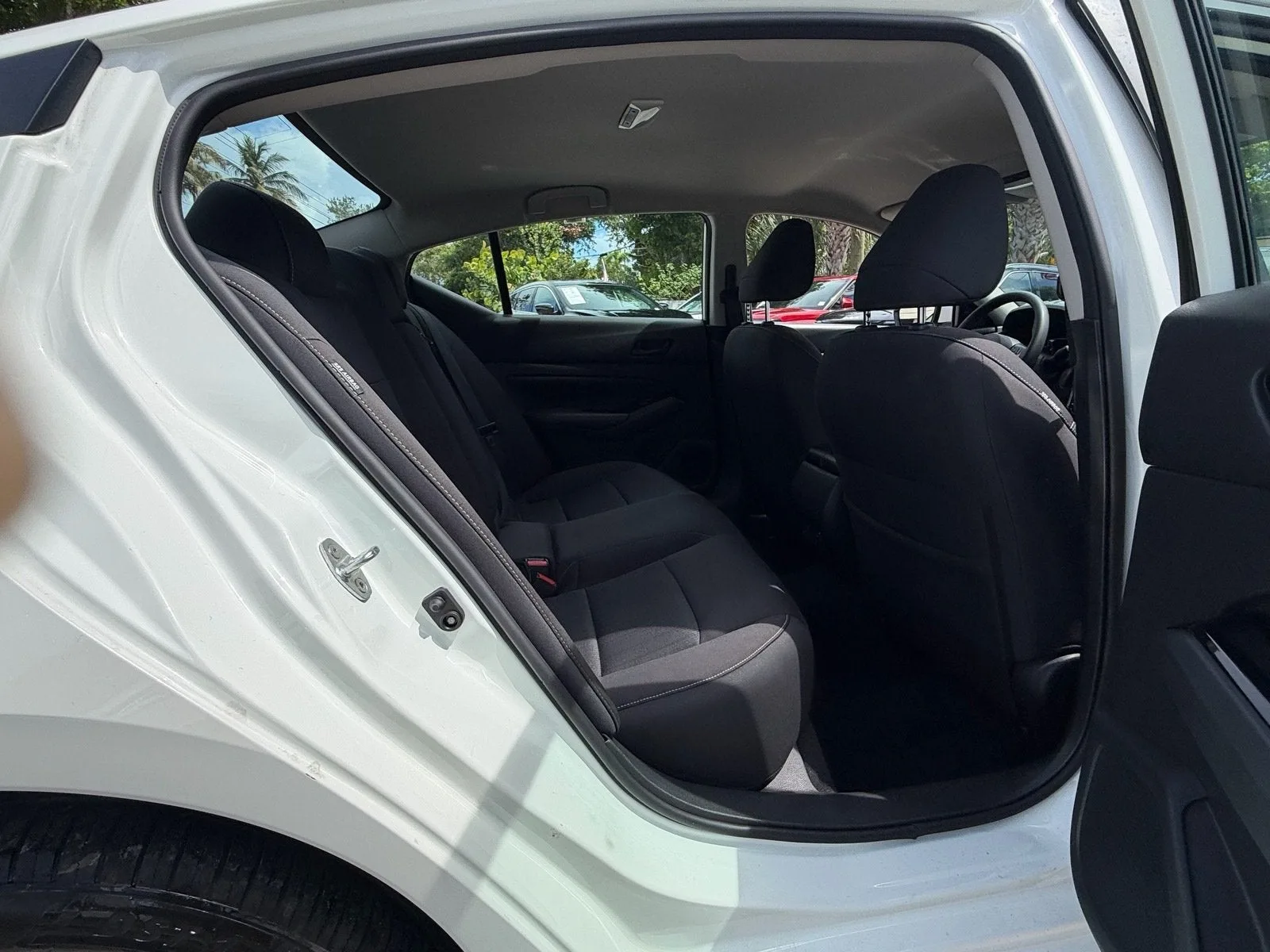 2023 Nissan Altima SV photo 15