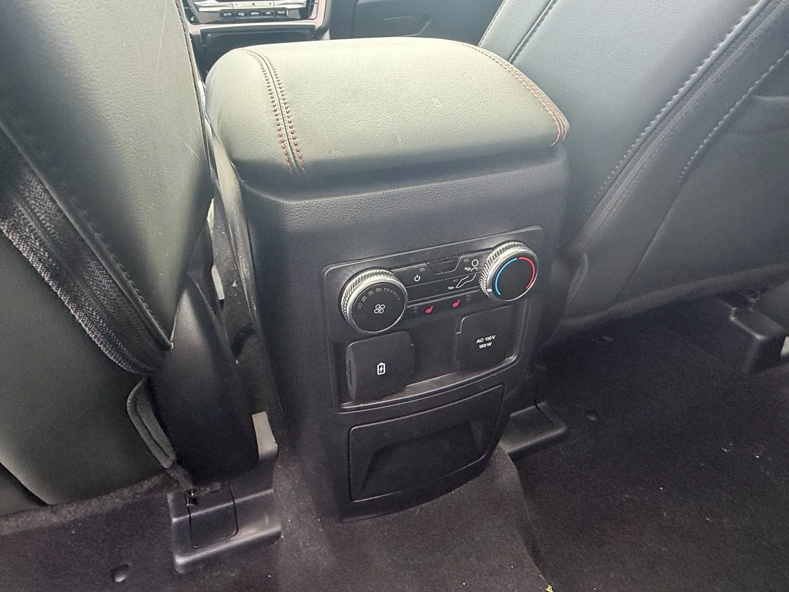 2024 Ford Explorer Timberline photo 12