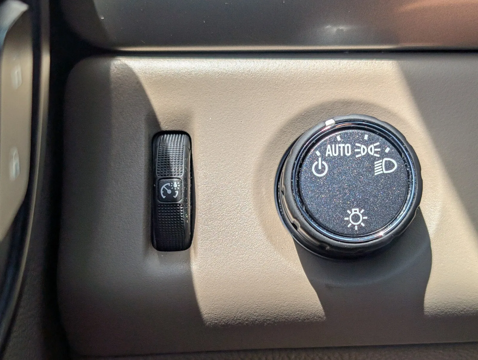 2017 Chevrolet Tahoe LS photo 29