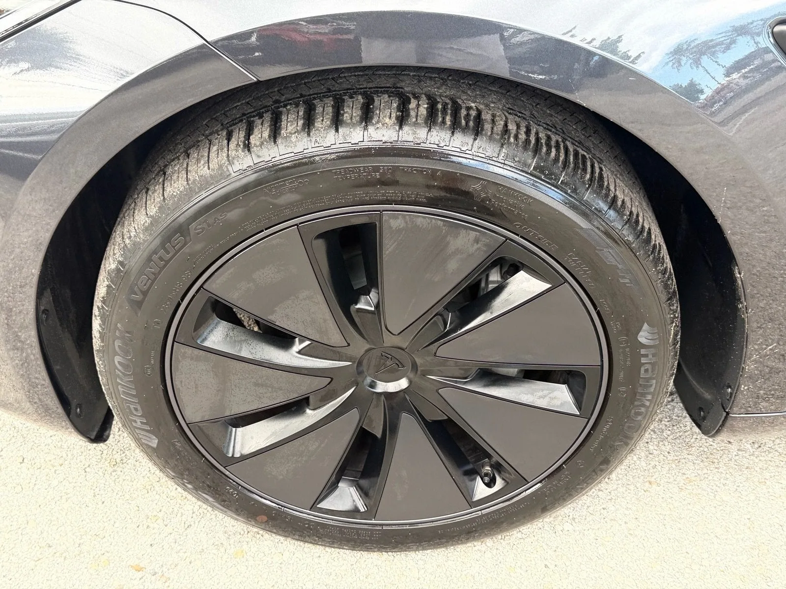 2025 Tesla Model 3 Long Range photo 20