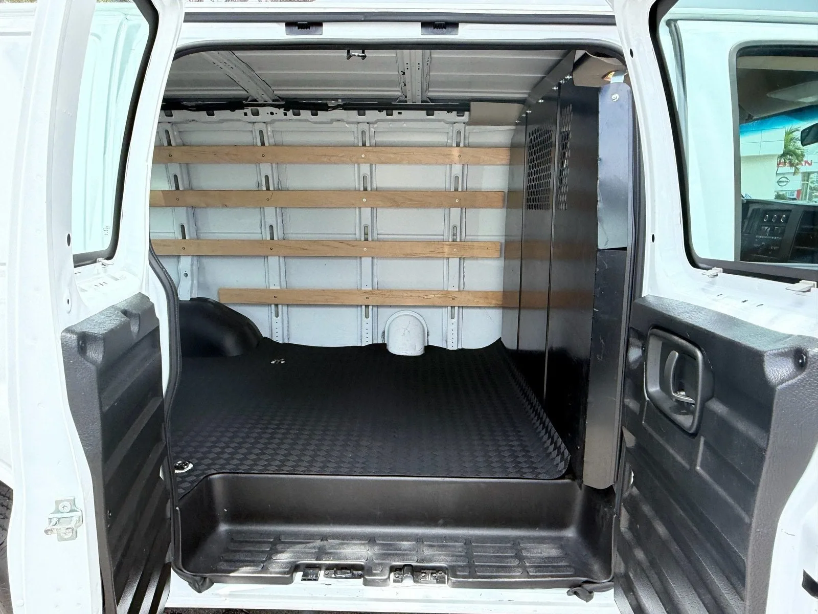 2025 Chevrolet Express Cargo Van Work Van photo 13