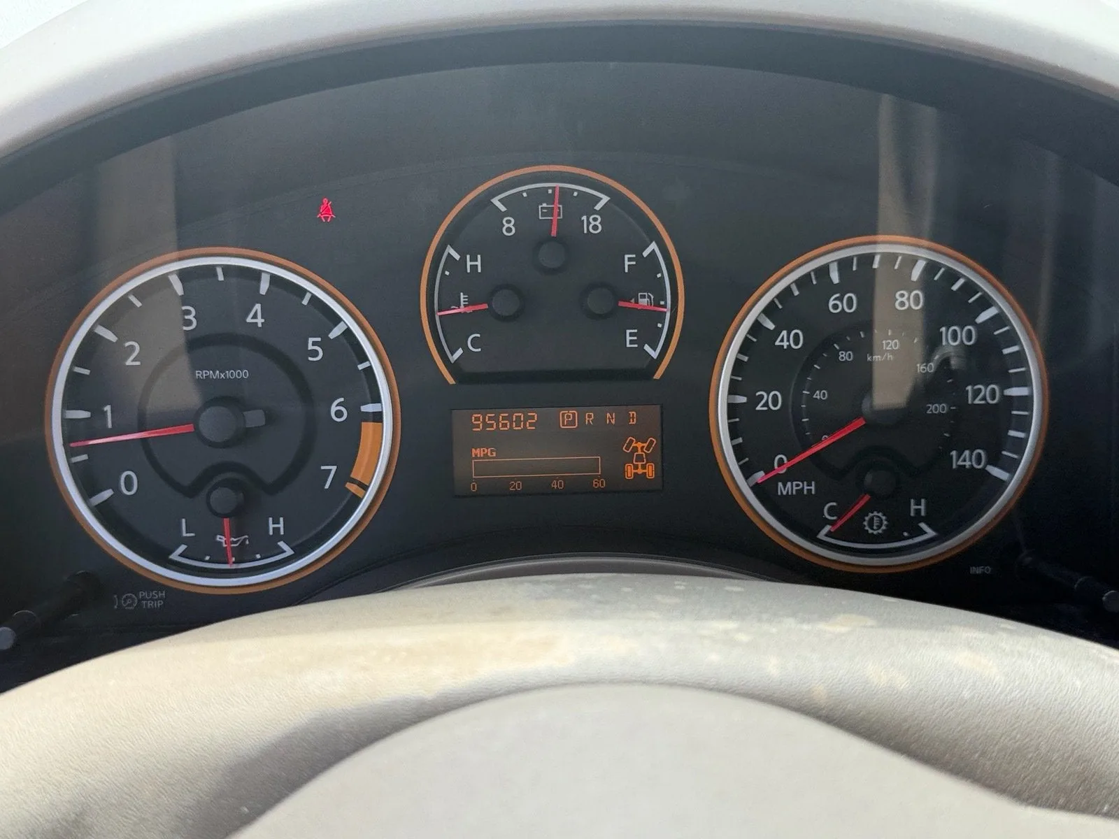 2011 Nissan Titan SV photo 20