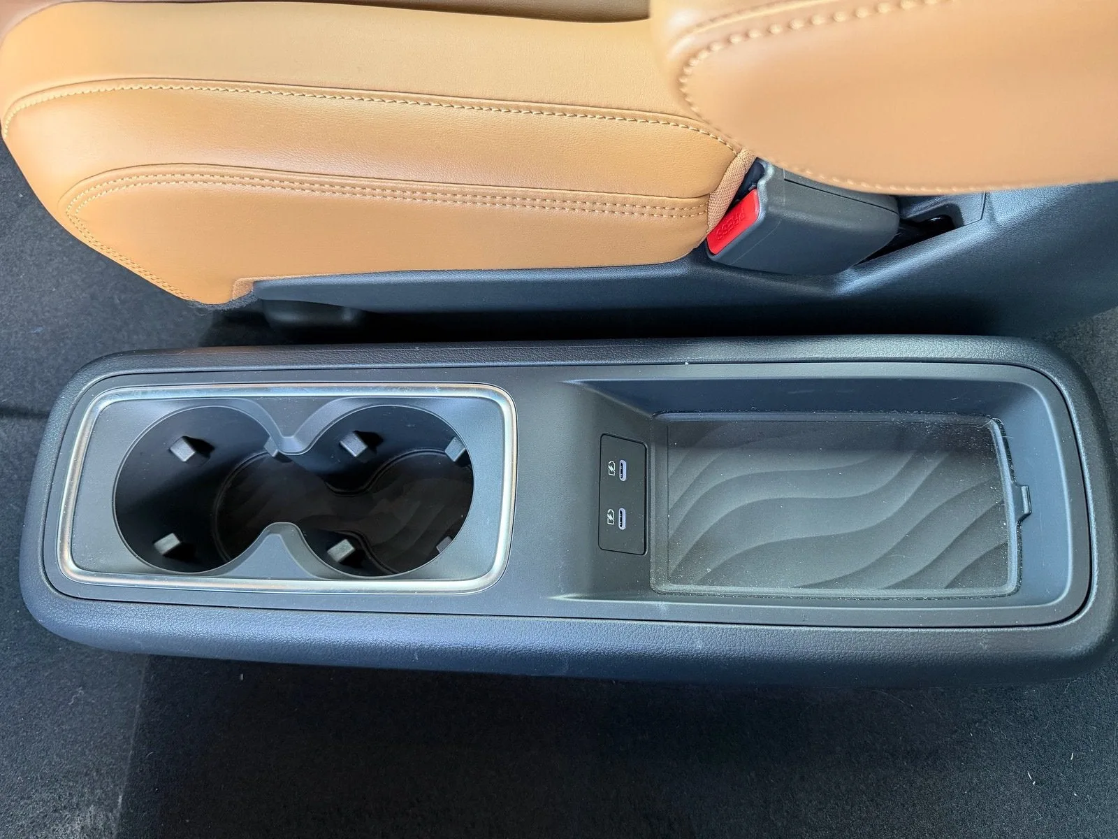 2025 Nissan Armada SL photo 13