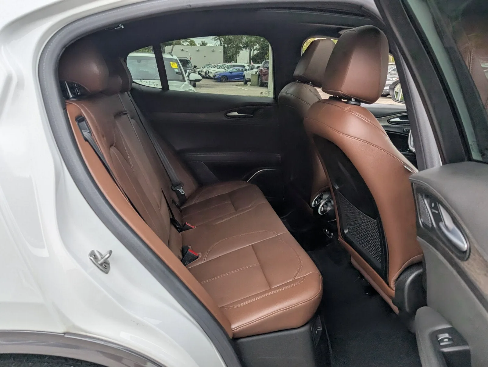 2023 Alfa Romeo Stelvio Ti photo 19