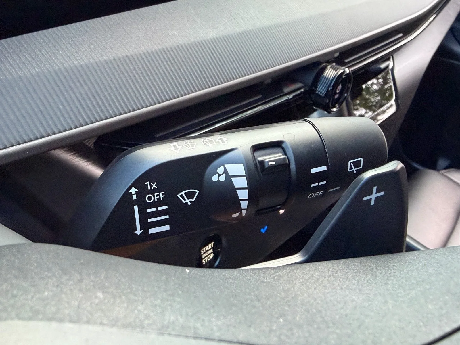 2025 Nissan Murano SV photo 29