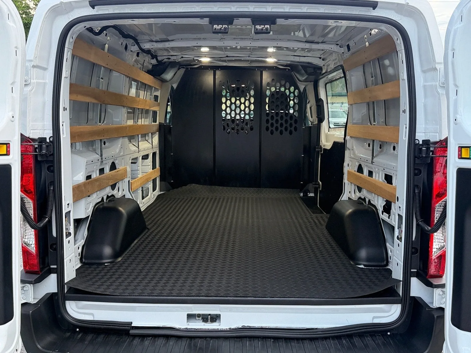 2025 Ford Transit Cargo Van Base photo 15