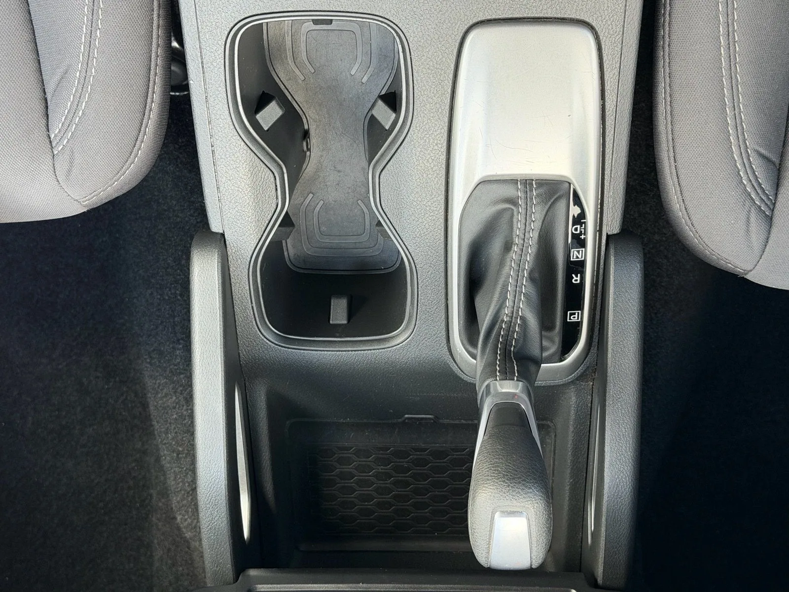 2024 Nissan Frontier Crew Cab SV photo 20