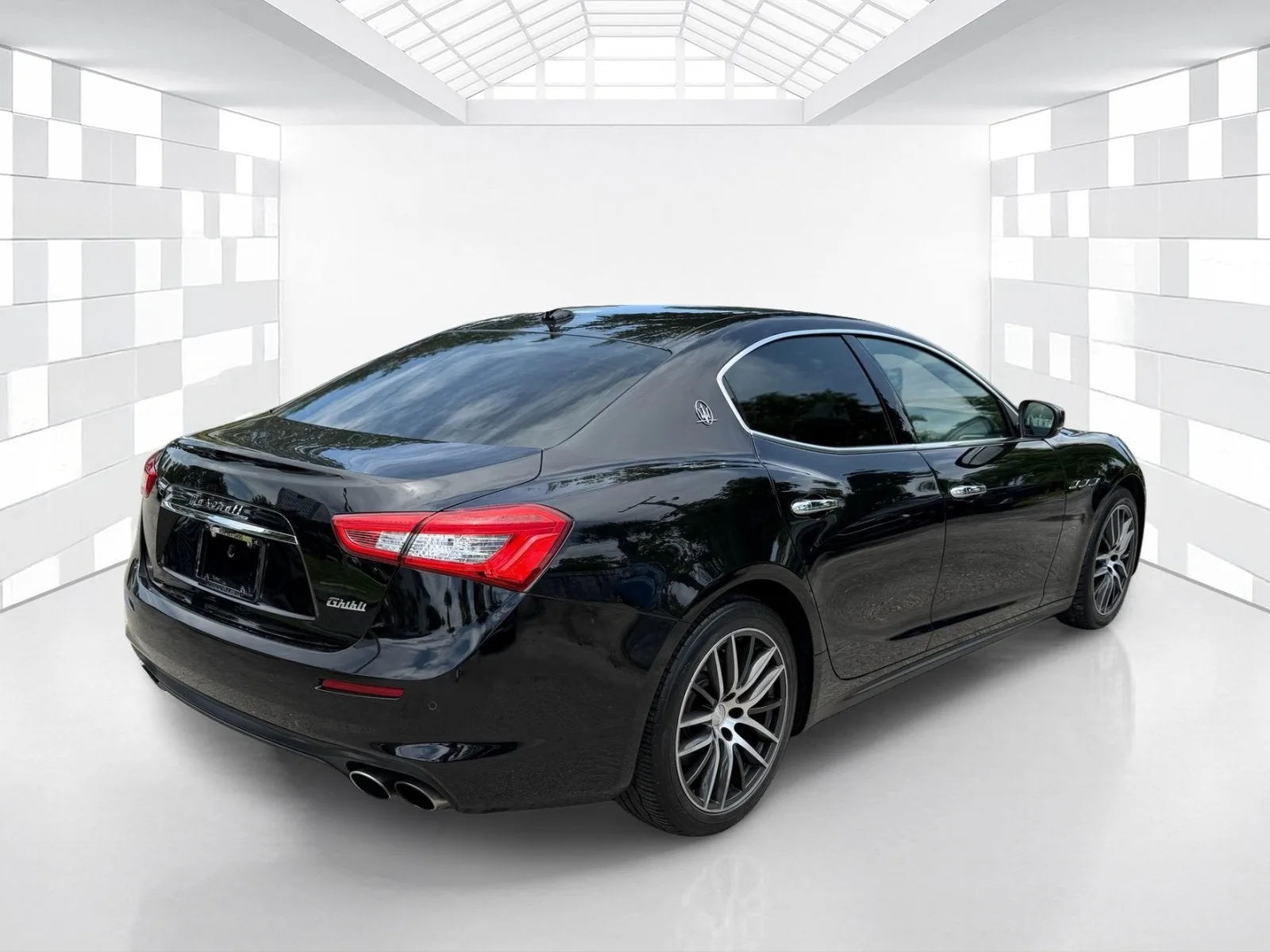 2018 Maserati Ghibli Base photo 7