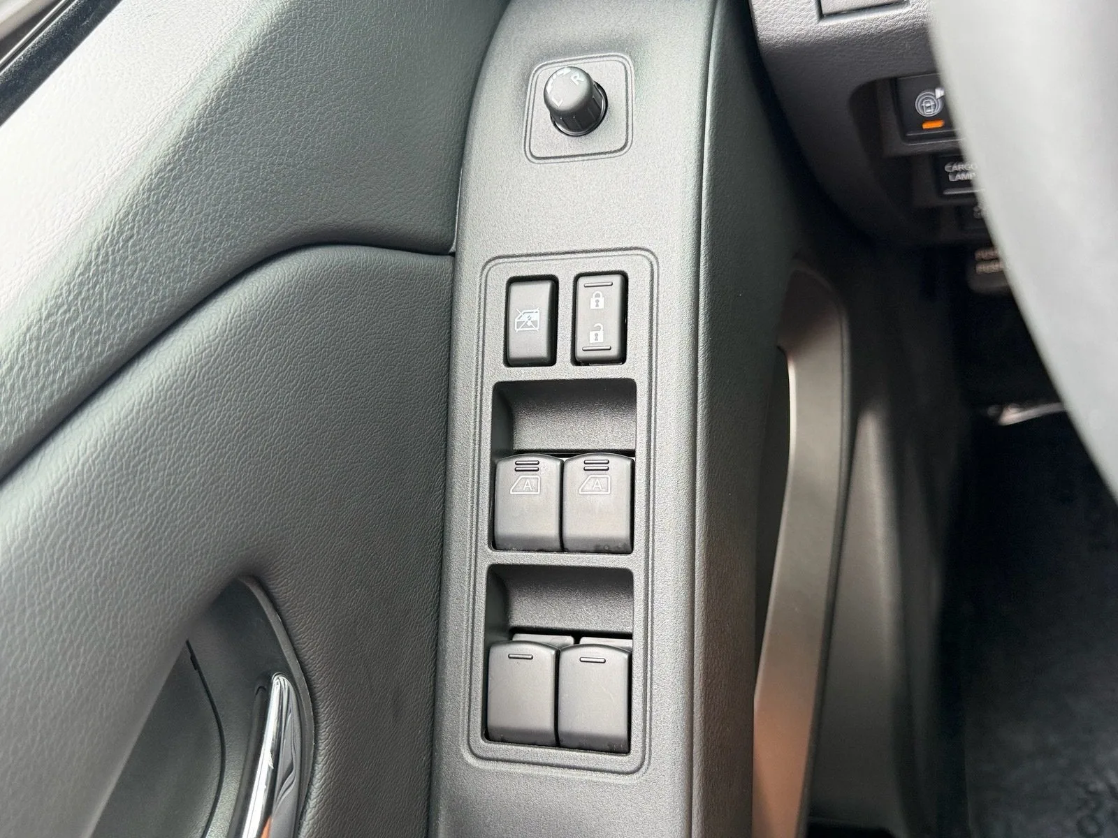 2026 Nissan Frontier Crew Cab SV Long Bed photo 35