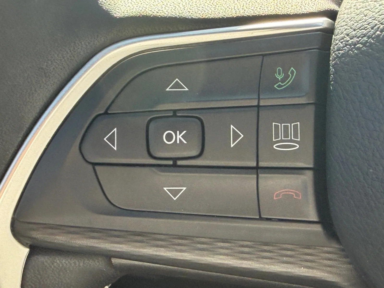 2023 Jeep Grand Cherokee L Altitude photo 34