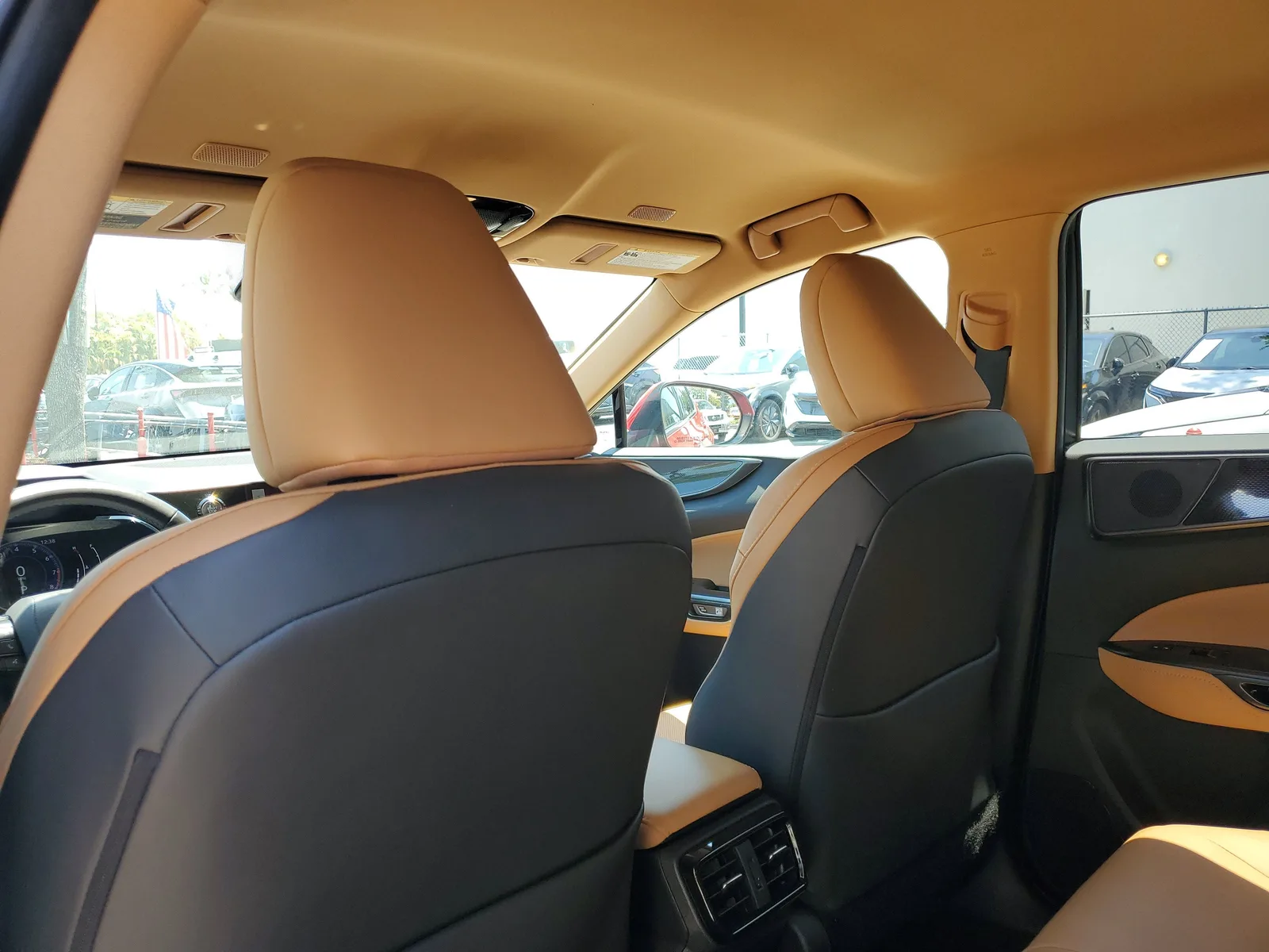 2024 Lexus NX NX 250 photo 13
