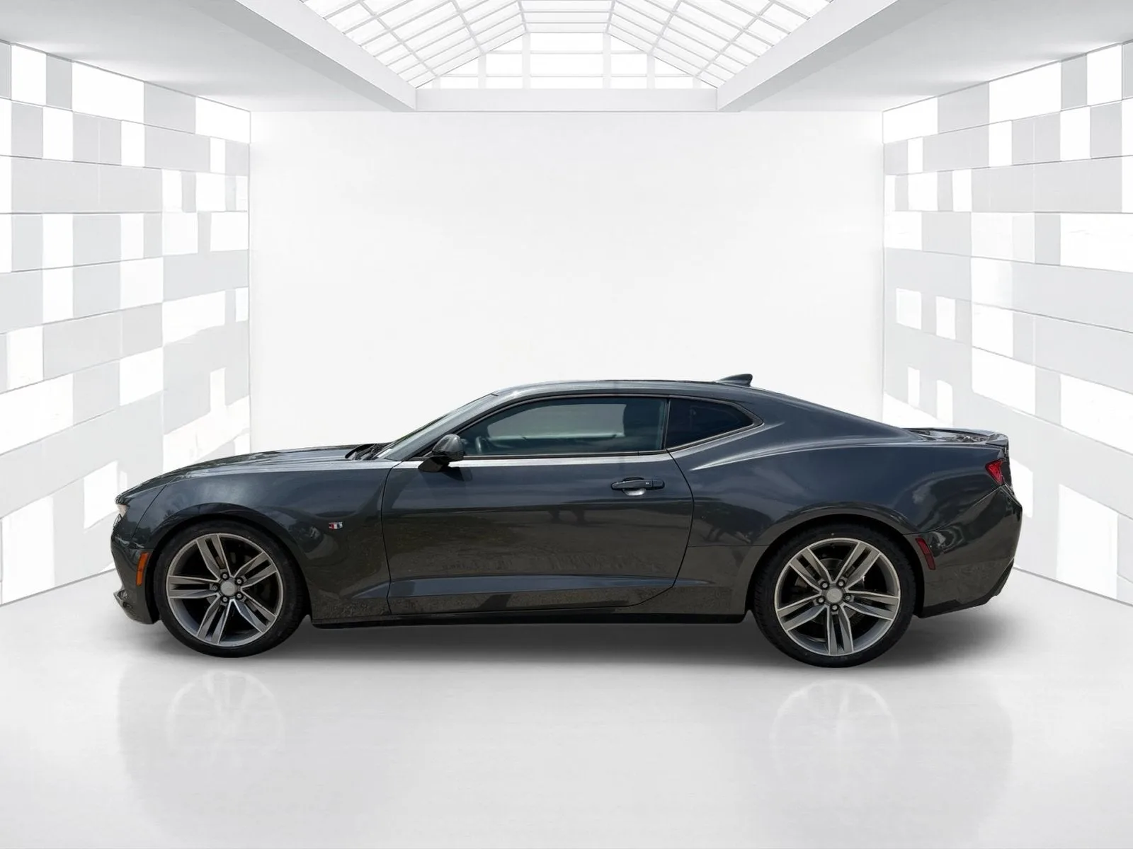 2018 Chevrolet Camaro 1LT photo 4
