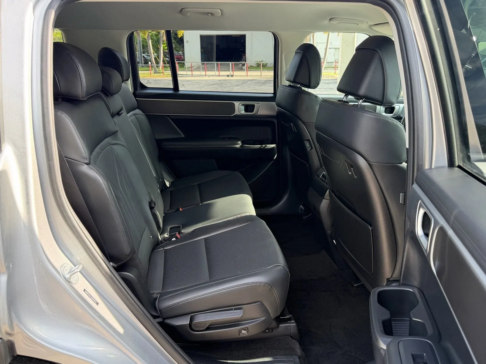 2025 Hyundai Santa Fe SEL photo 25