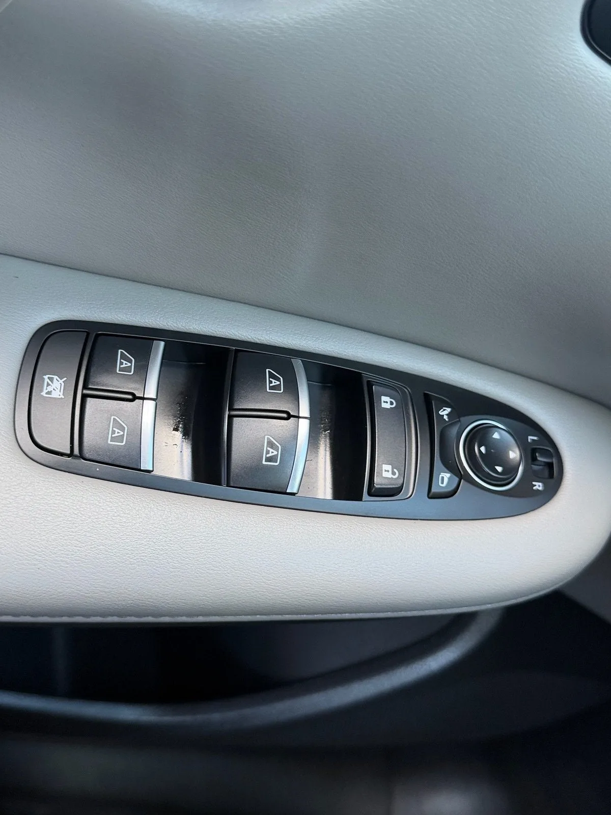 2023 INFINITI QX50 LUXE photo 37