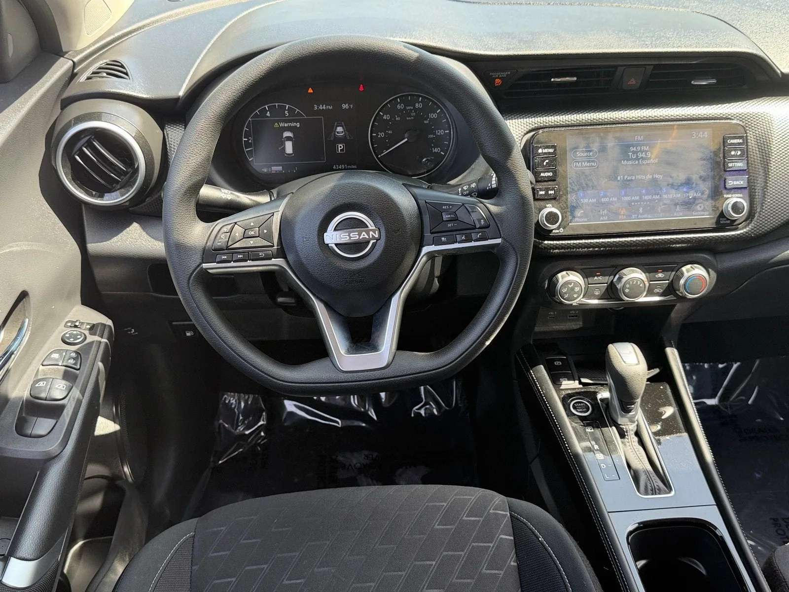 2024 Nissan Kicks SV photo 11