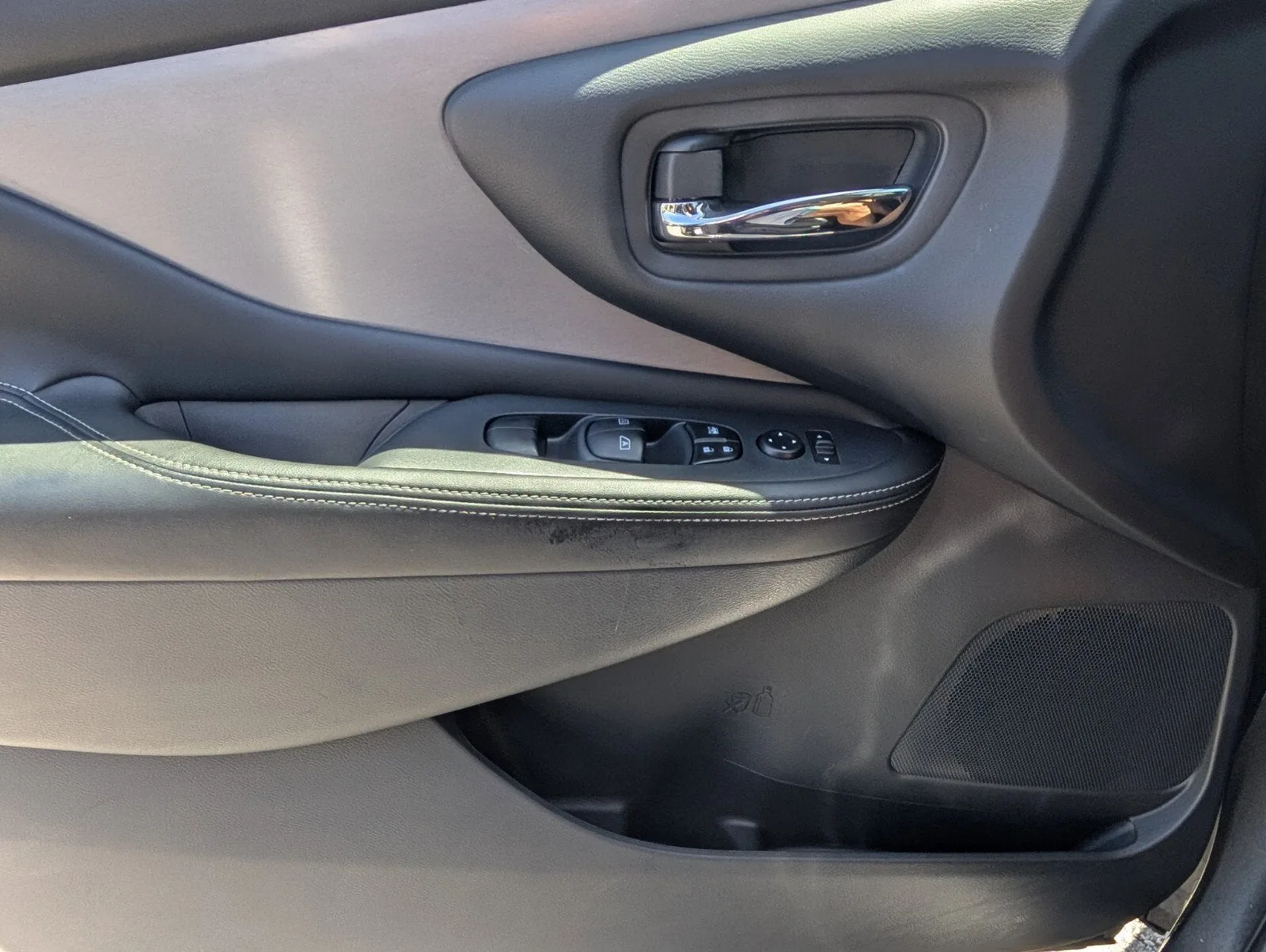 2024 Nissan Murano SV photo 33