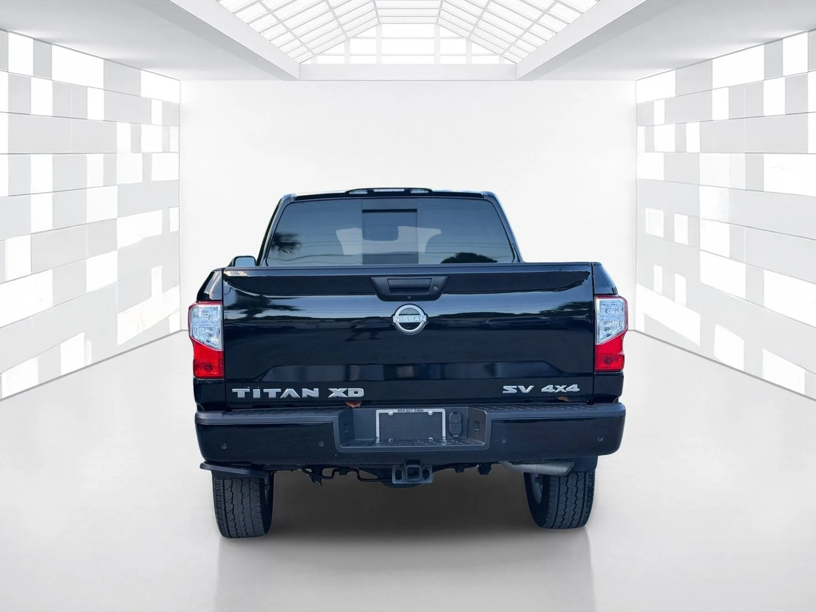 2024 Nissan Titan XD Crew Cab SV photo 6
