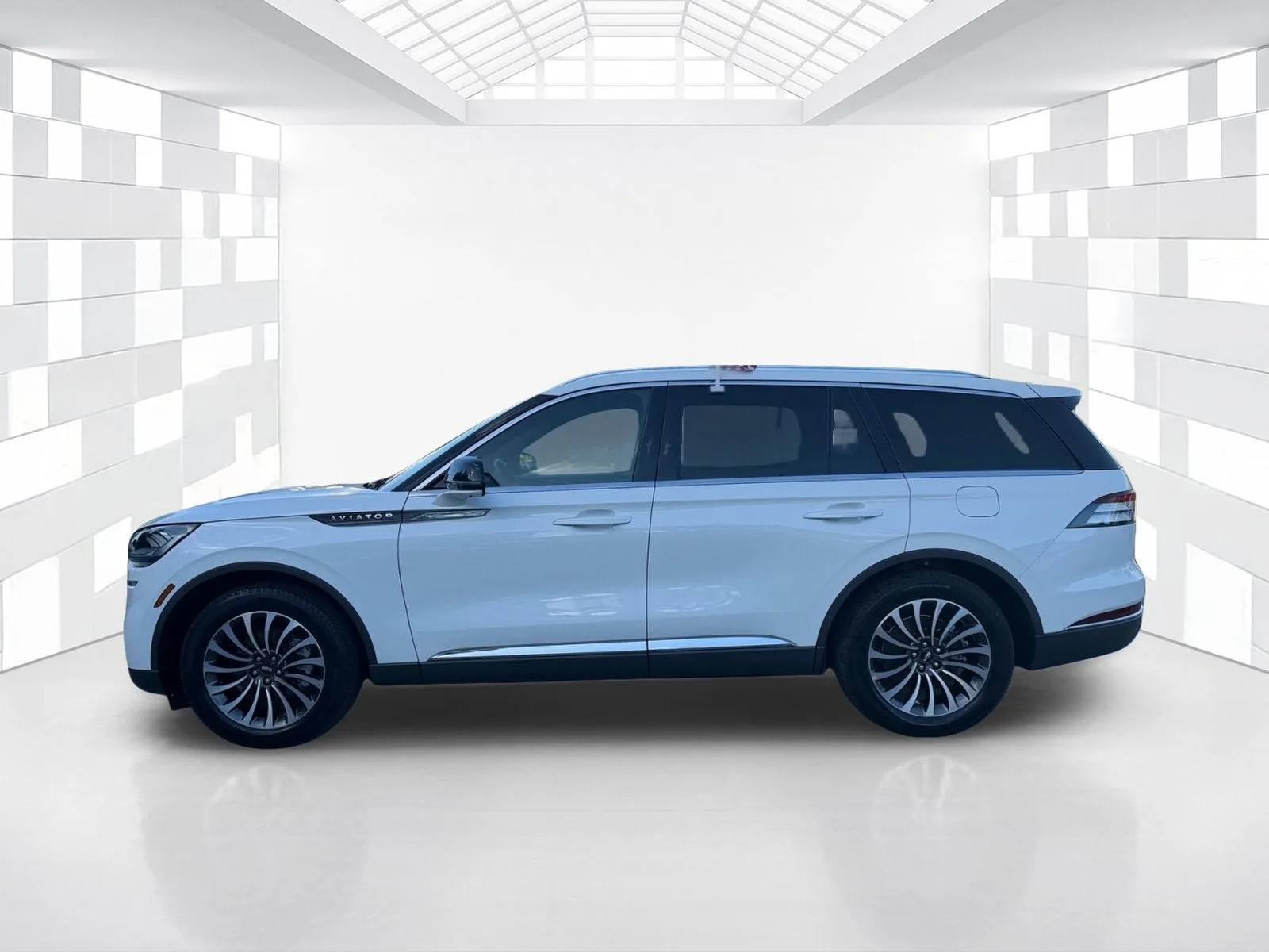 2022 Lincoln Aviator Reserve photo 4