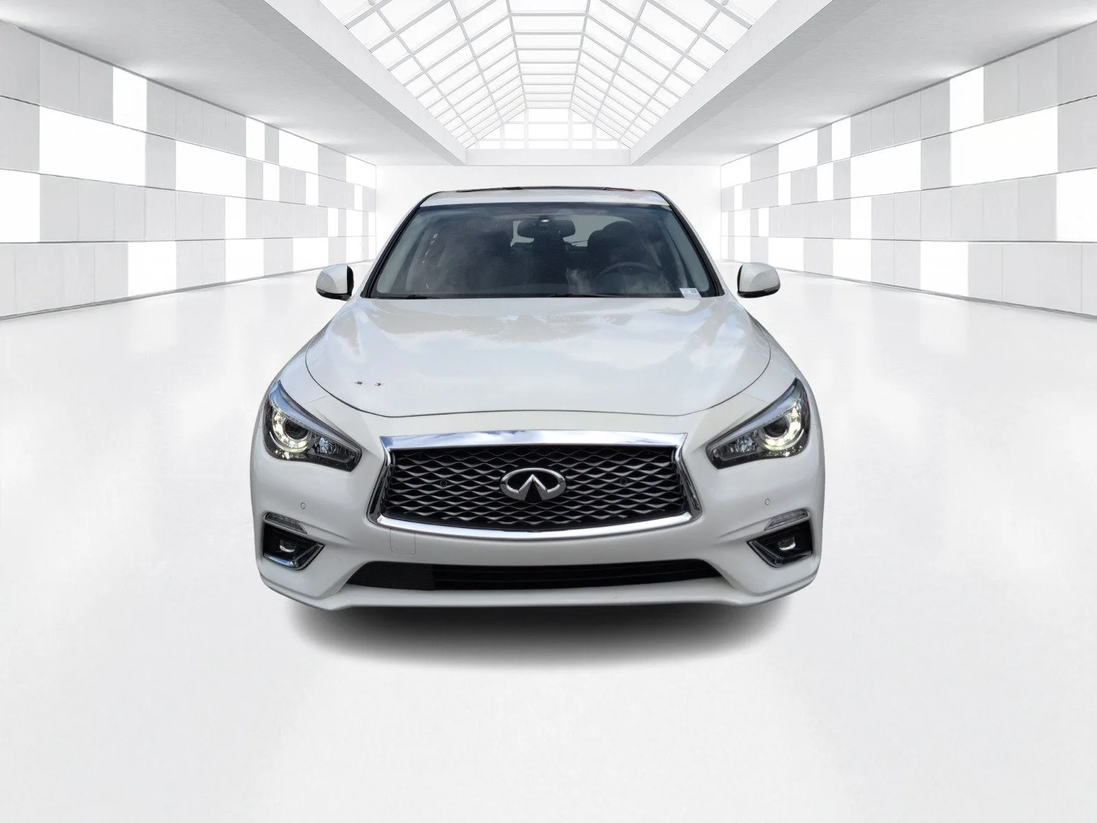 2023 INFINITI Q50 LUXE photo 2
