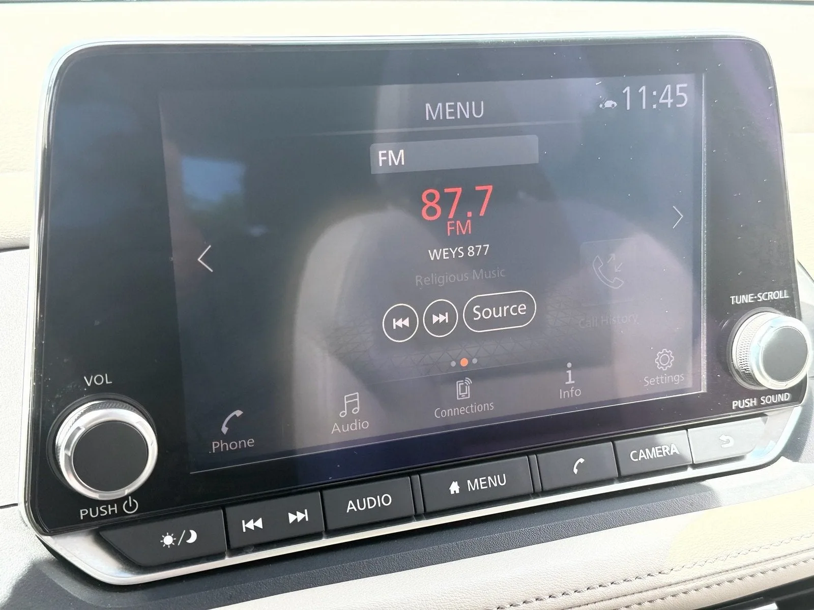 2023 Nissan Rogue SV photo 25