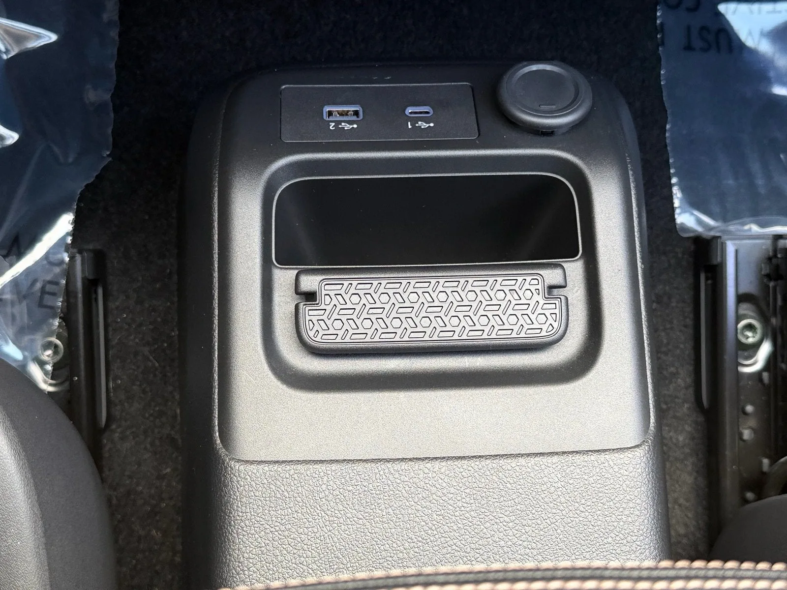 2024 Nissan ARIYA ENGAGE photo 25