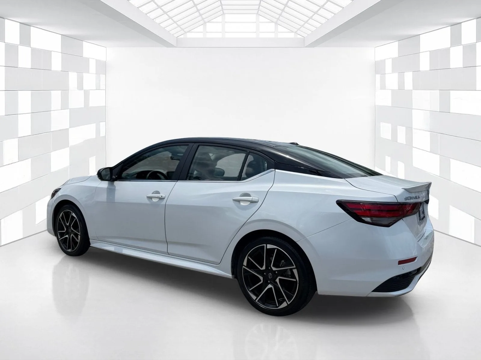 2024 Nissan Sentra SR photo 5