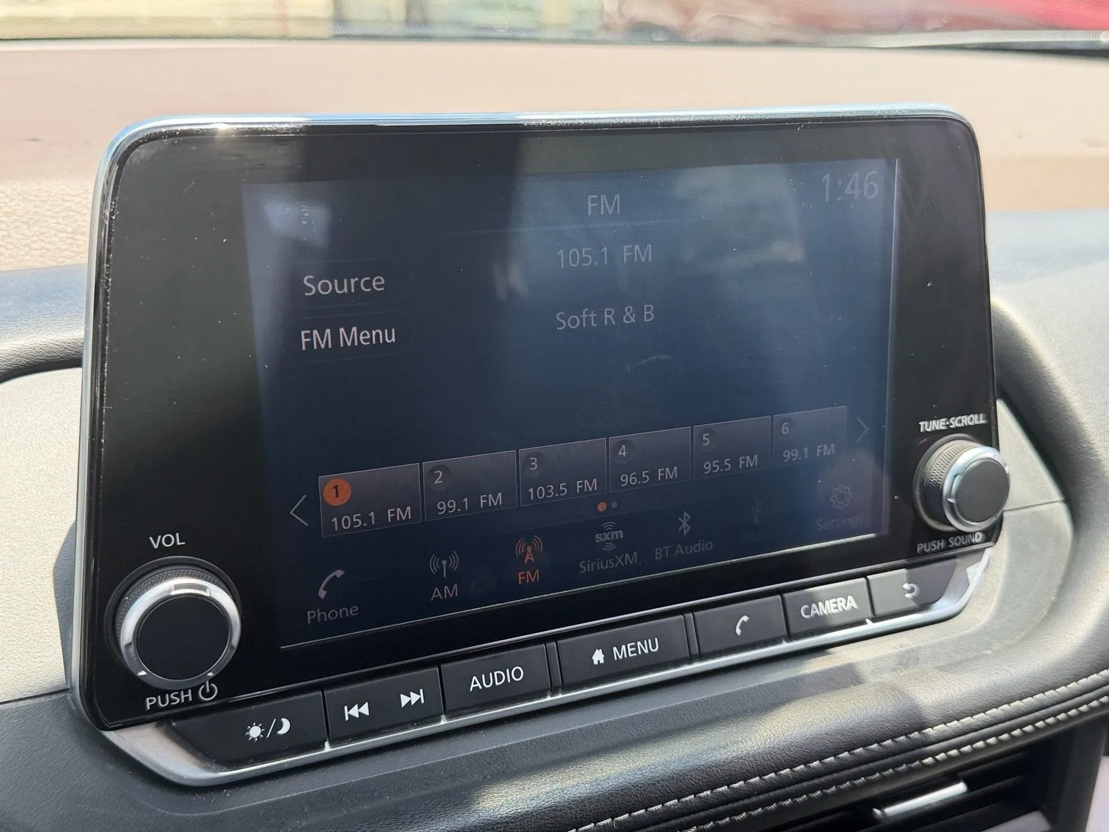 2023 Nissan Rogue SV photo 23