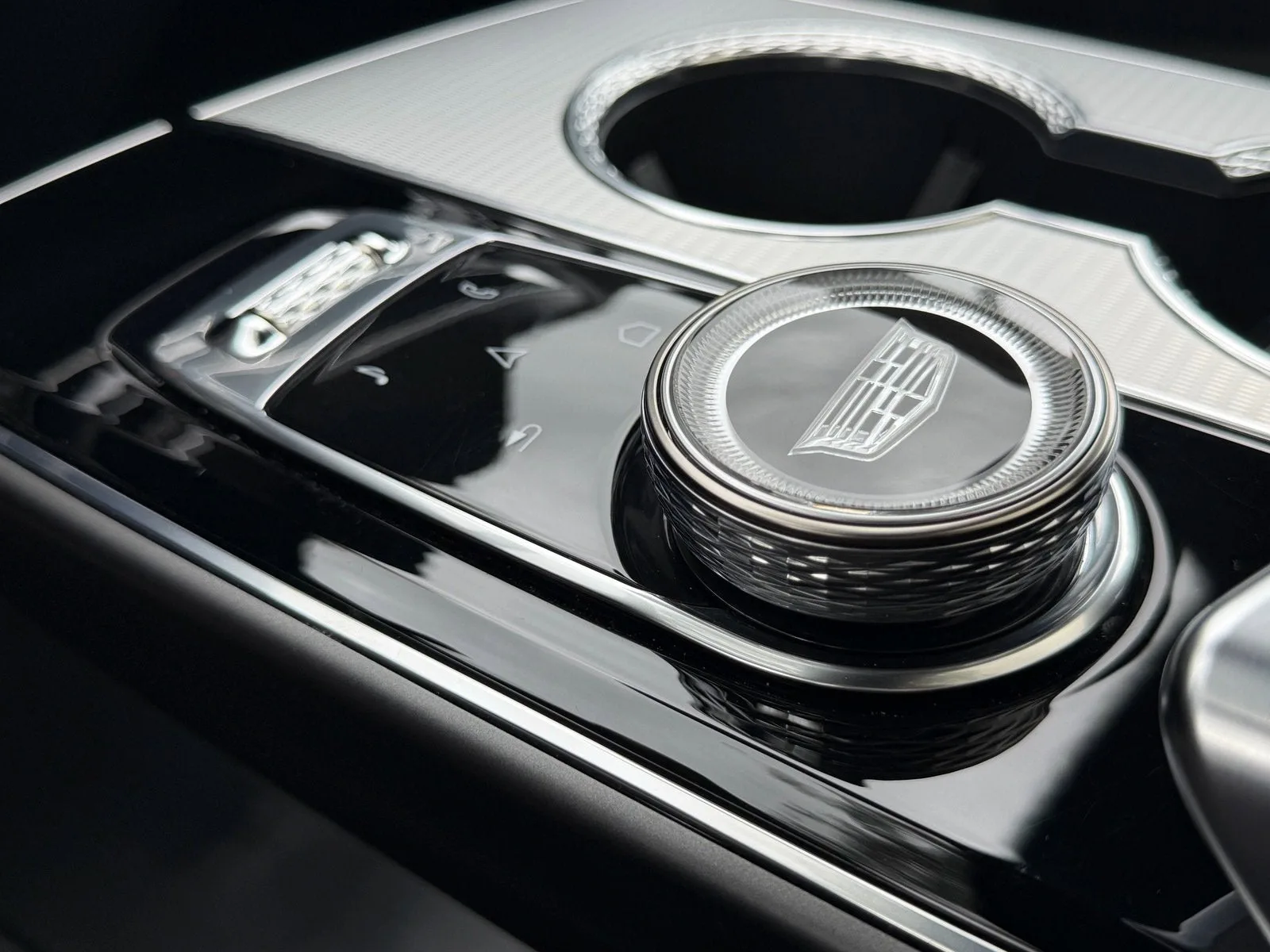 2024 Cadillac LYRIQ Tech photo 22