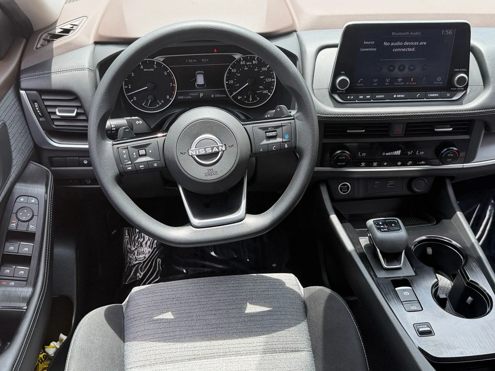2023 Nissan Rogue SV photo 13