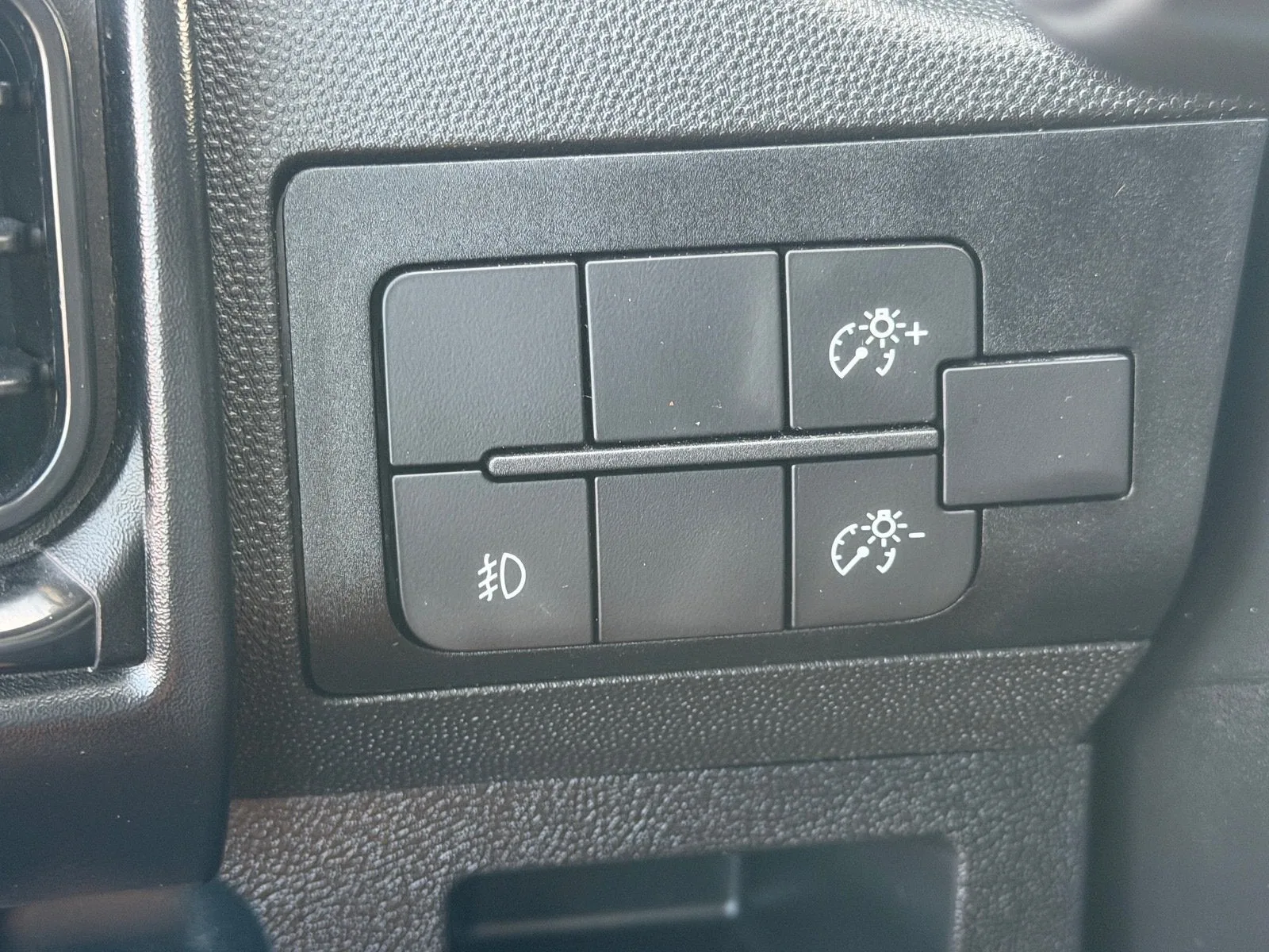 2025 RAM ProMaster Cargo Van Tradesman photo 32