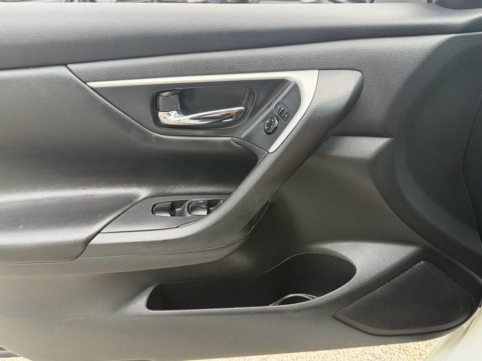 2018 Nissan Altima 2.5 SV photo 33