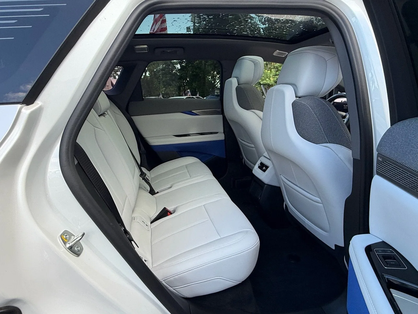 2025 Cadillac OPTIQ Sport photo 14