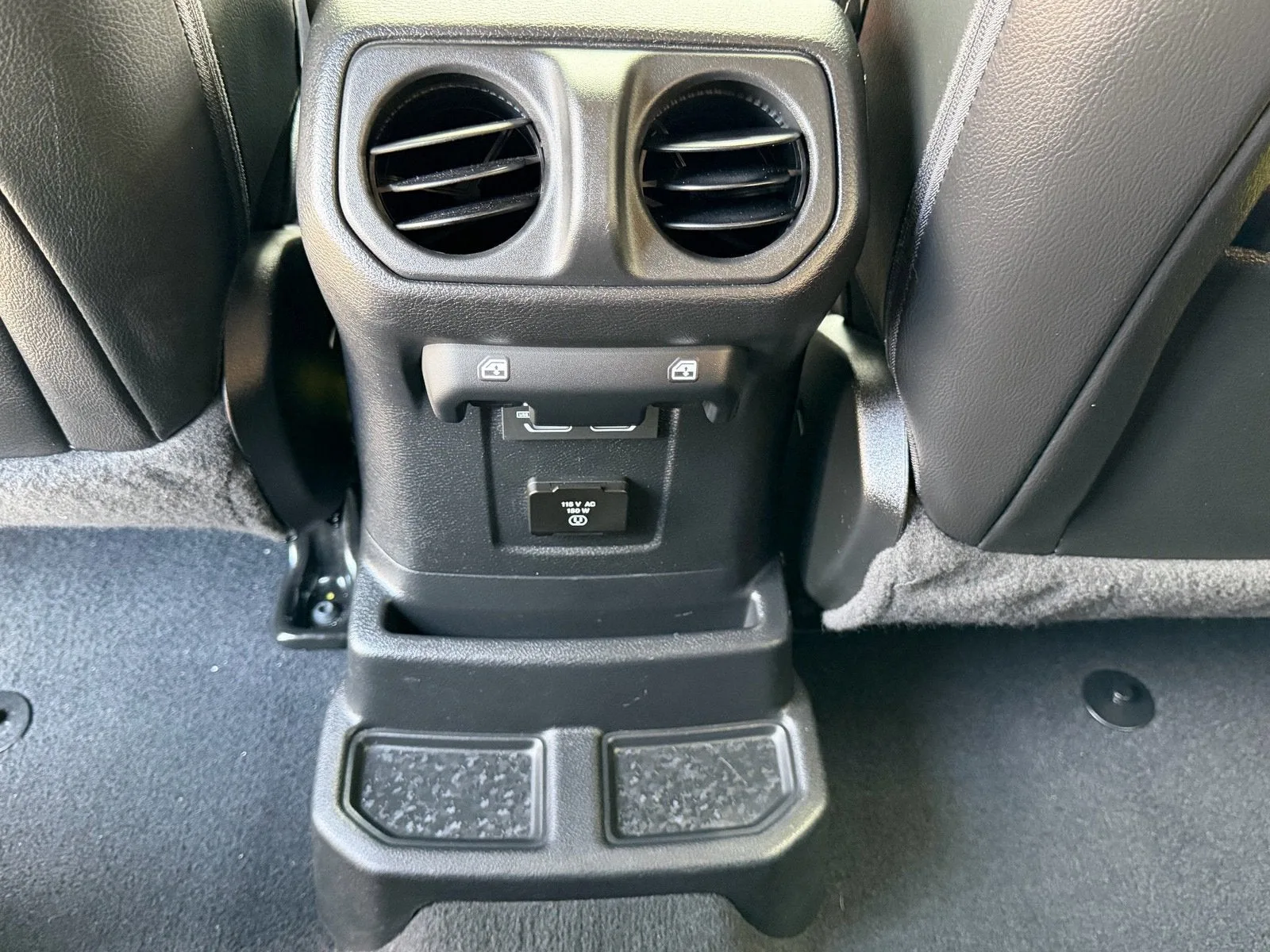 2022 Jeep Wrangler 4xe Unlimited Sahara photo 16