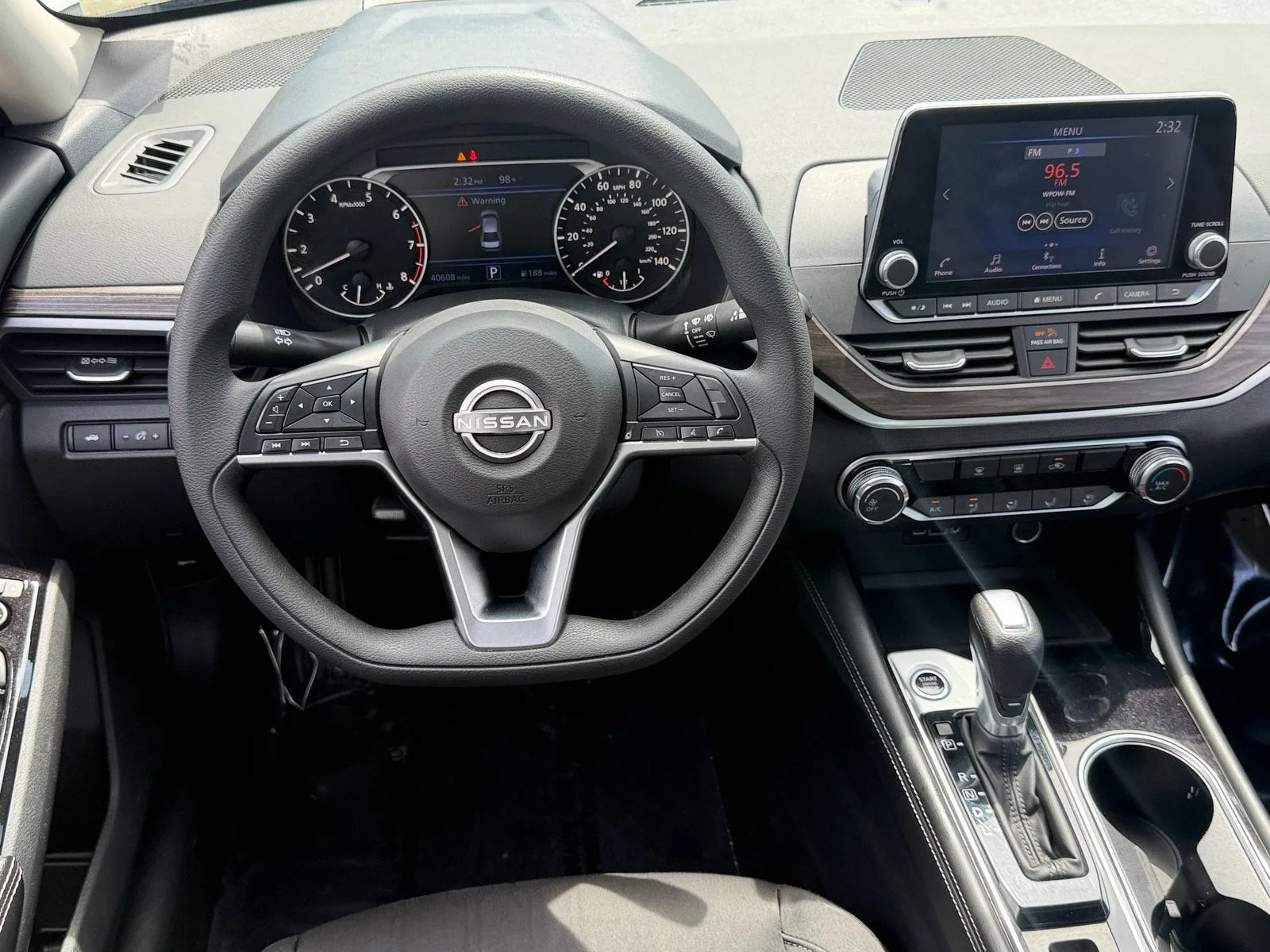 2023 Nissan Altima SV photo 12