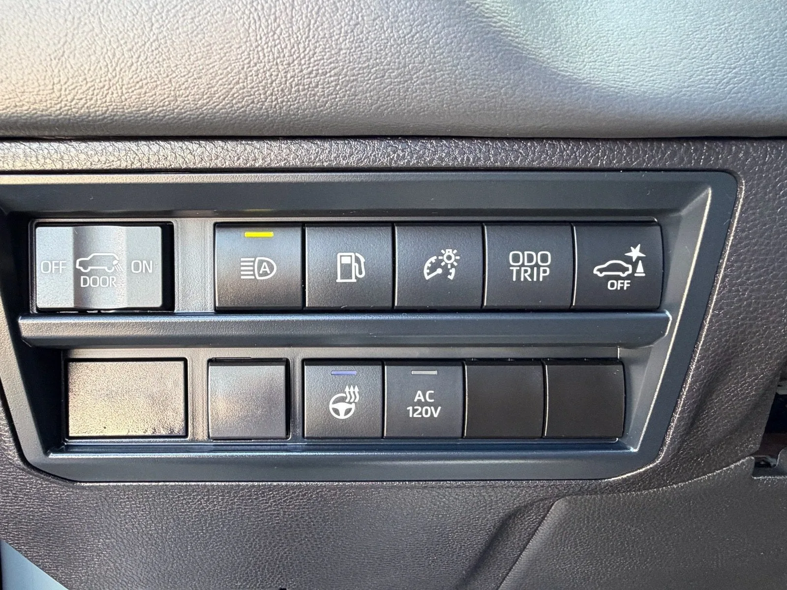 2025 Toyota Sequoia Platinum photo 23