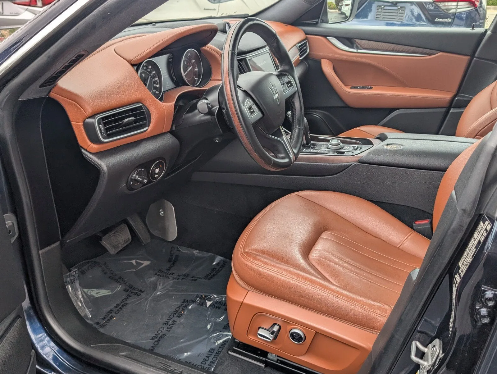 2022 Maserati Levante Modena photo 11