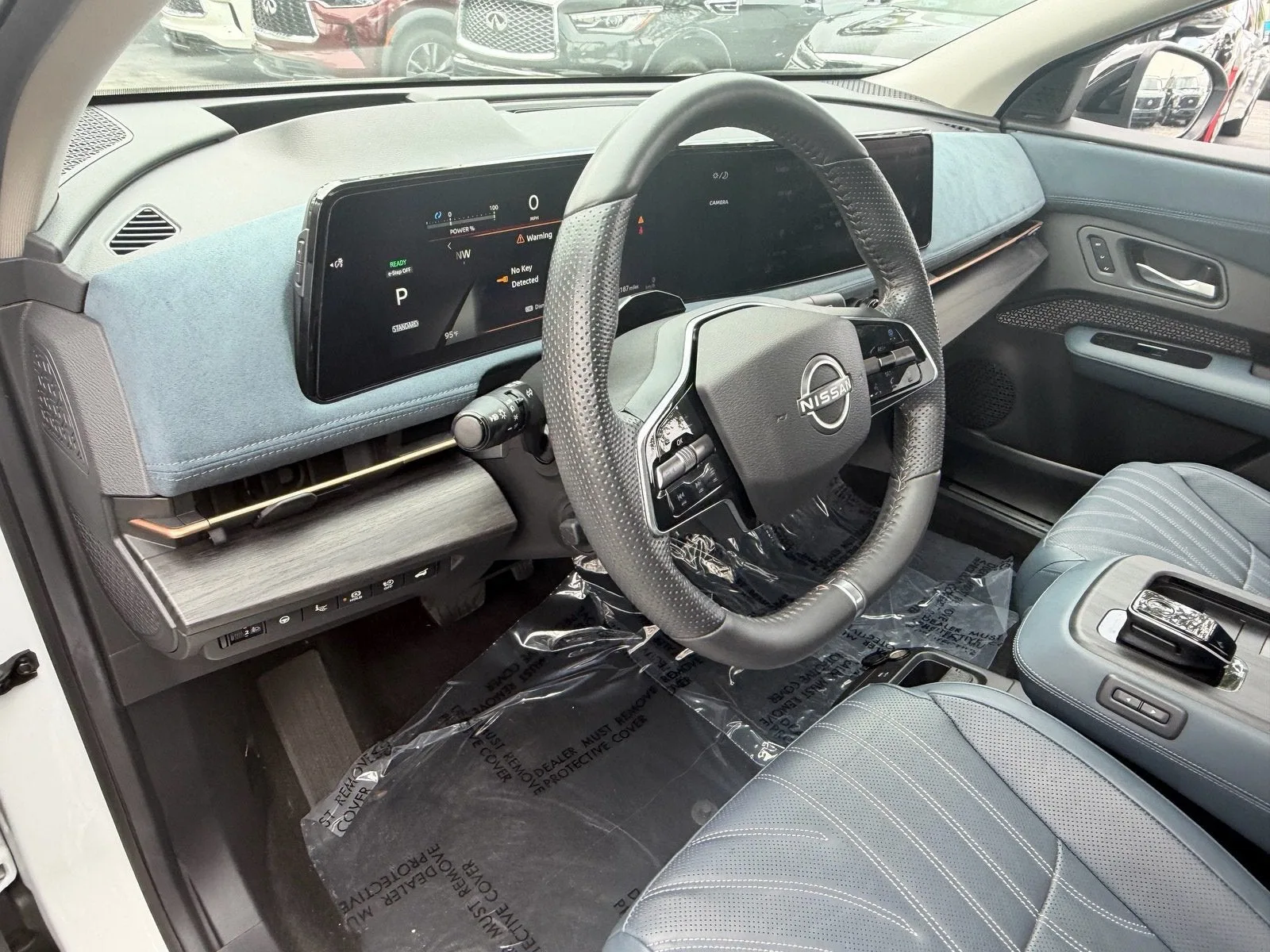 2024 Nissan ARIYA PLATINUM+ photo 10