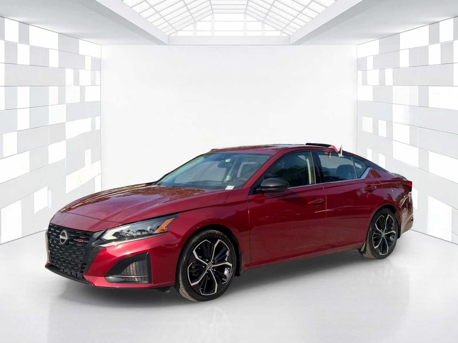 2023 Nissan Altima SR photo 3