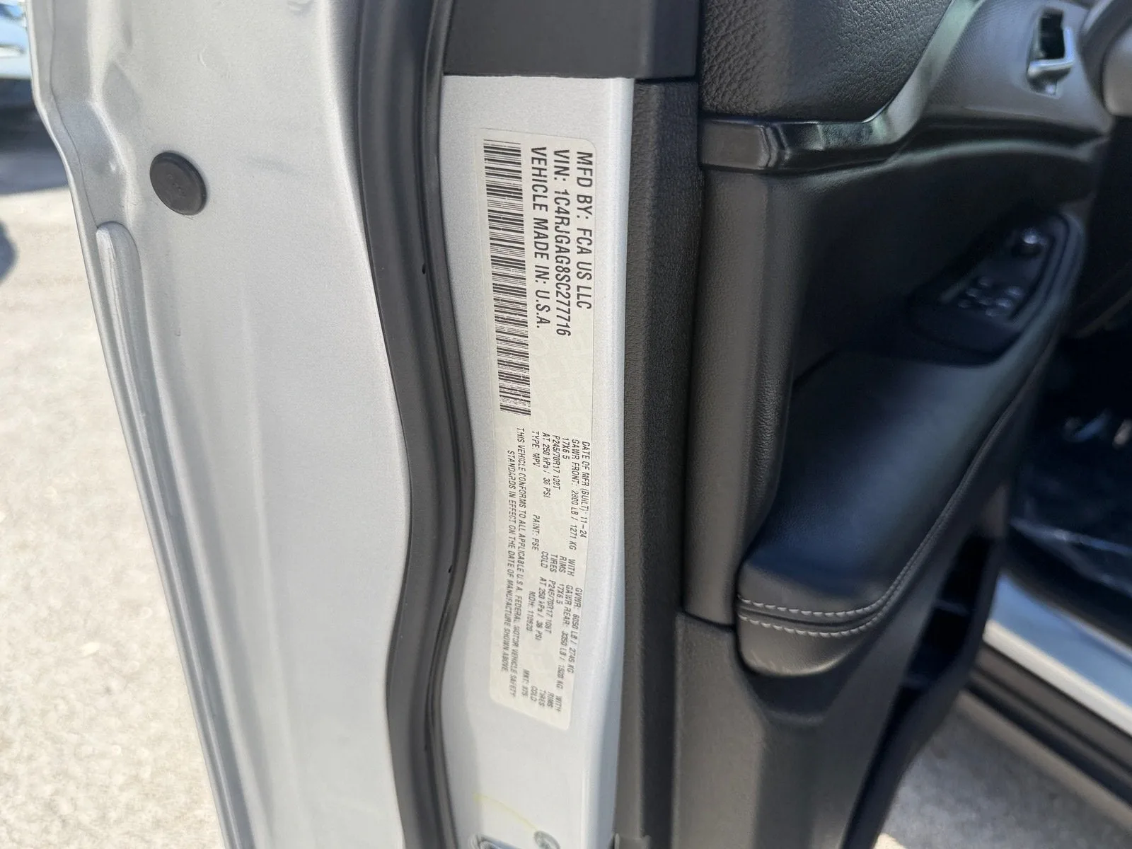 2025 Jeep Grand Cherokee Laredo photo 20