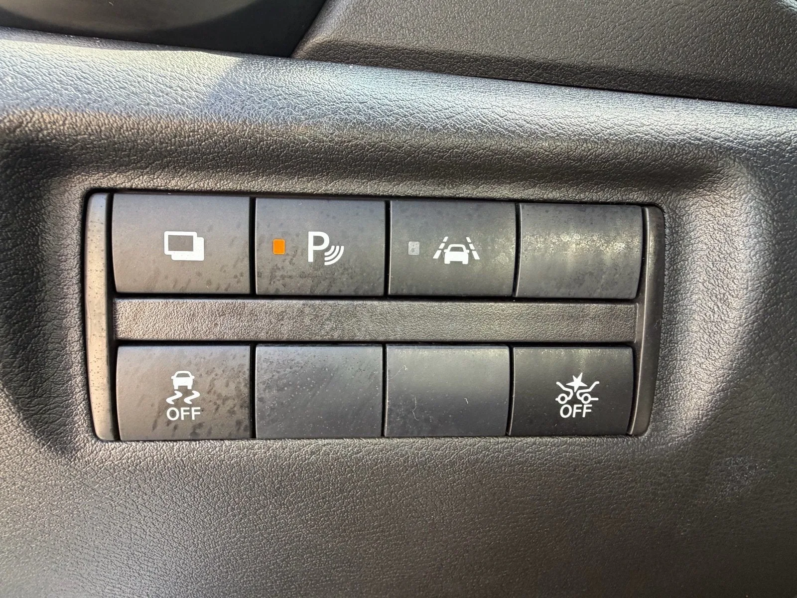 2025 Nissan Versa S photo 23