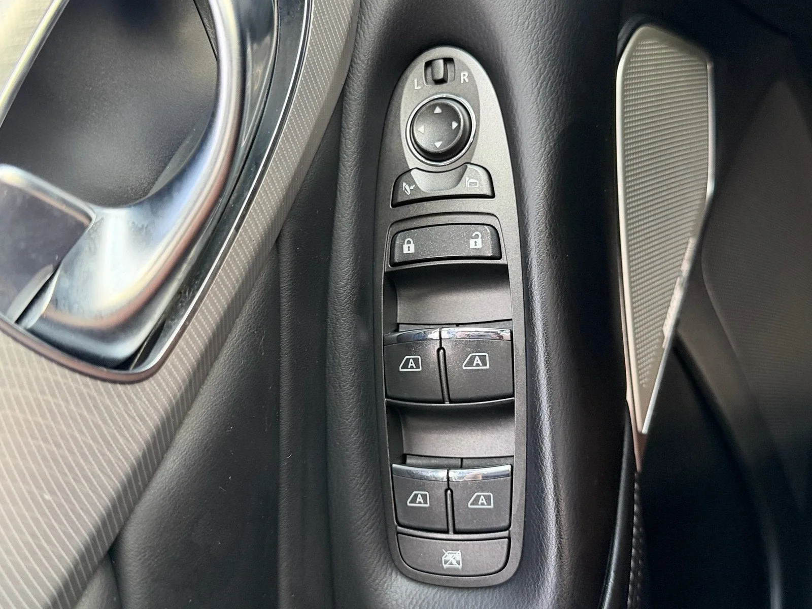 2024 INFINITI Q50 LUXE photo 37