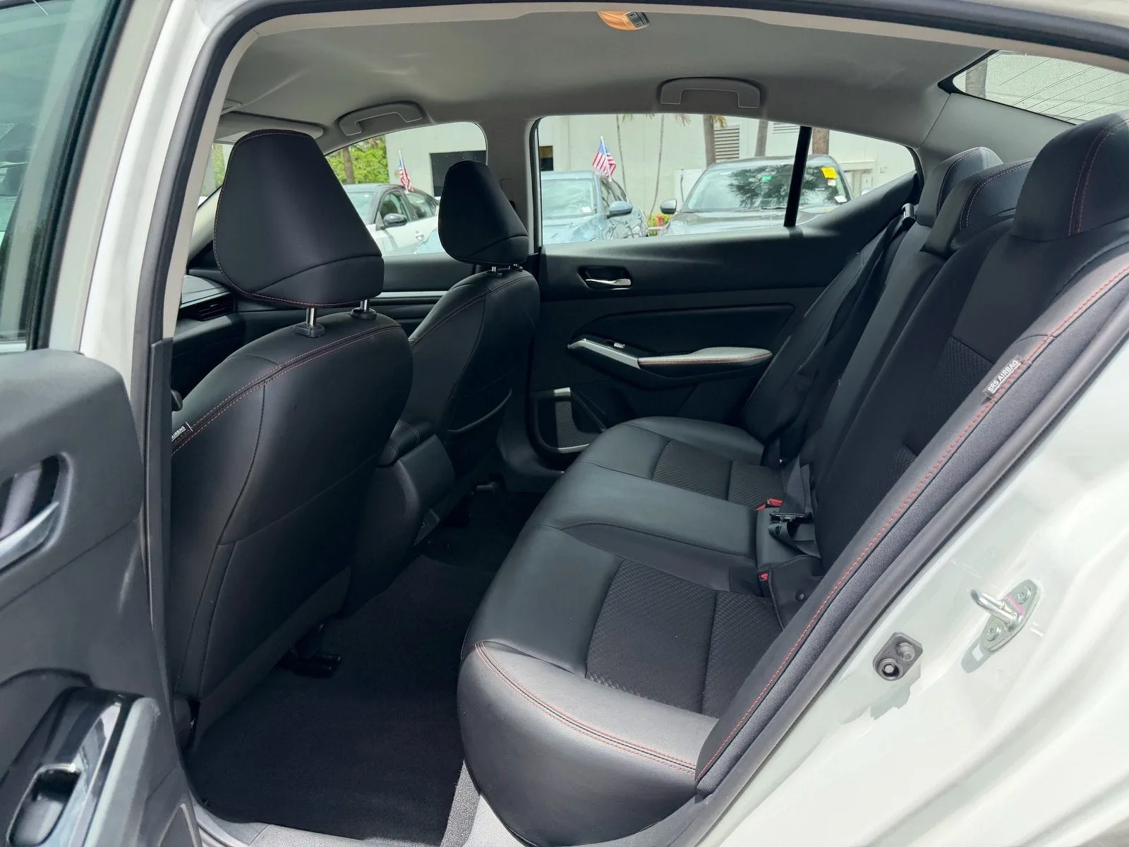 2024 Nissan Altima SR photo 13