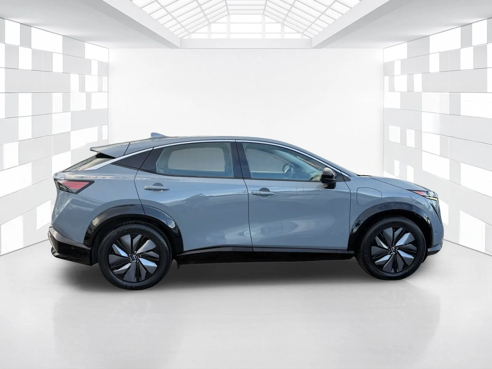 2024 Nissan ARIYA EMPOWER+ photo 8