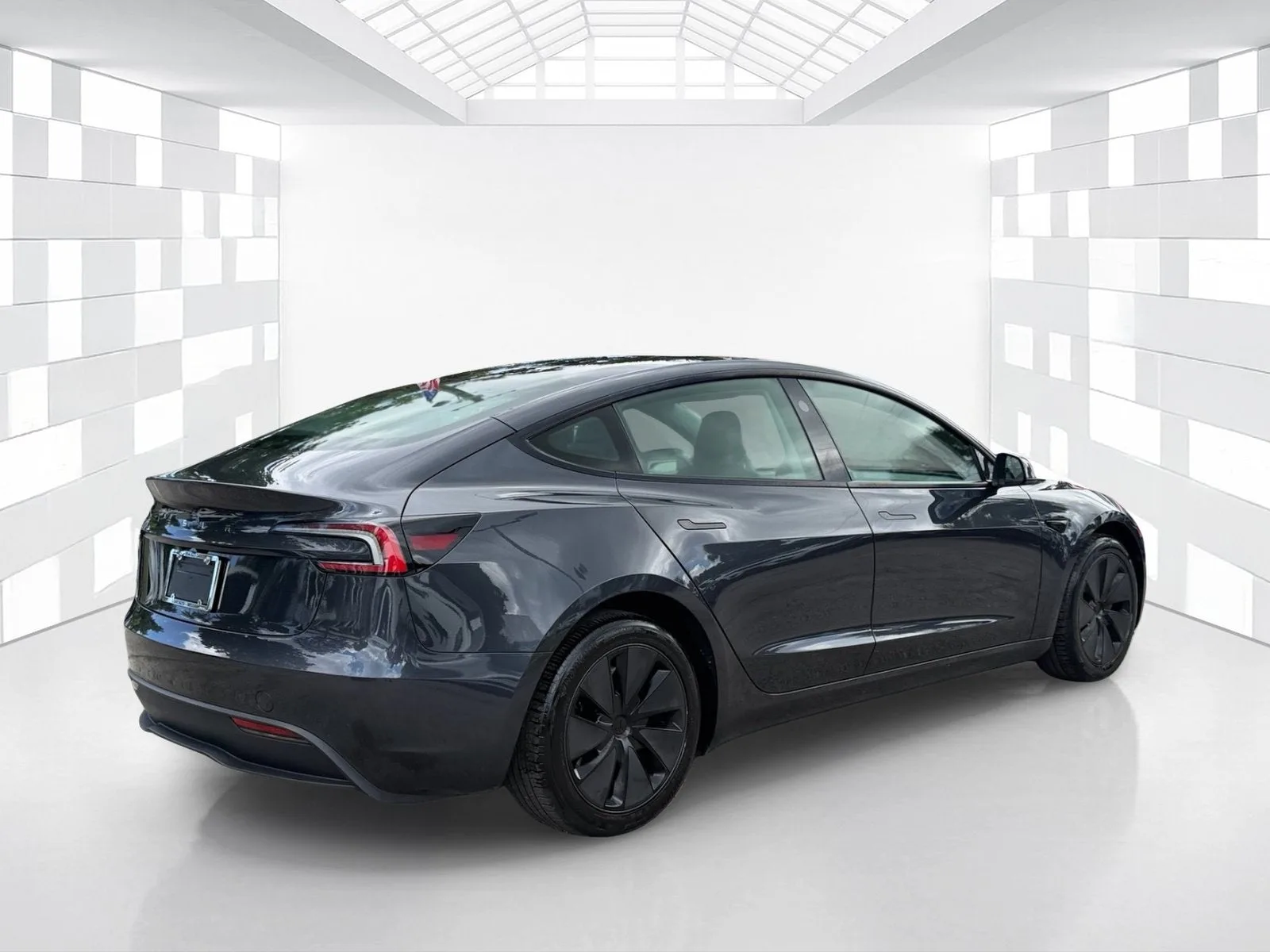 2025 Tesla Model 3 Long Range photo 7
